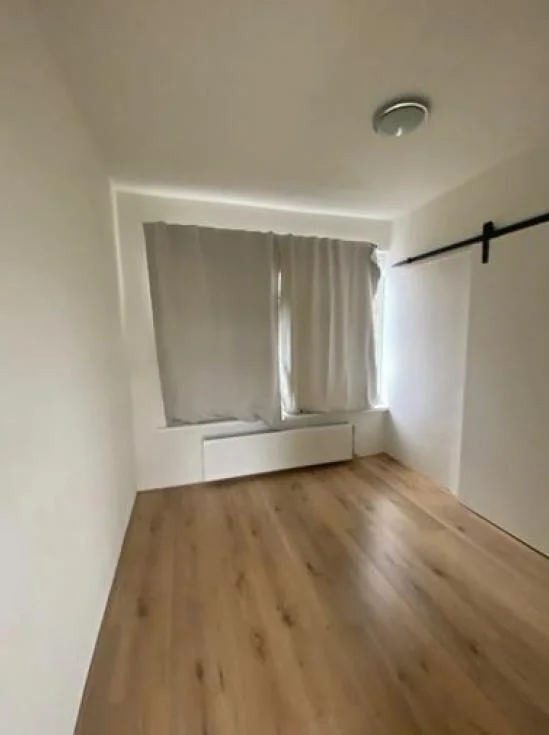 Foto van de Kamer gelegen aan de Maximiliaanstraat in Rotterdam
