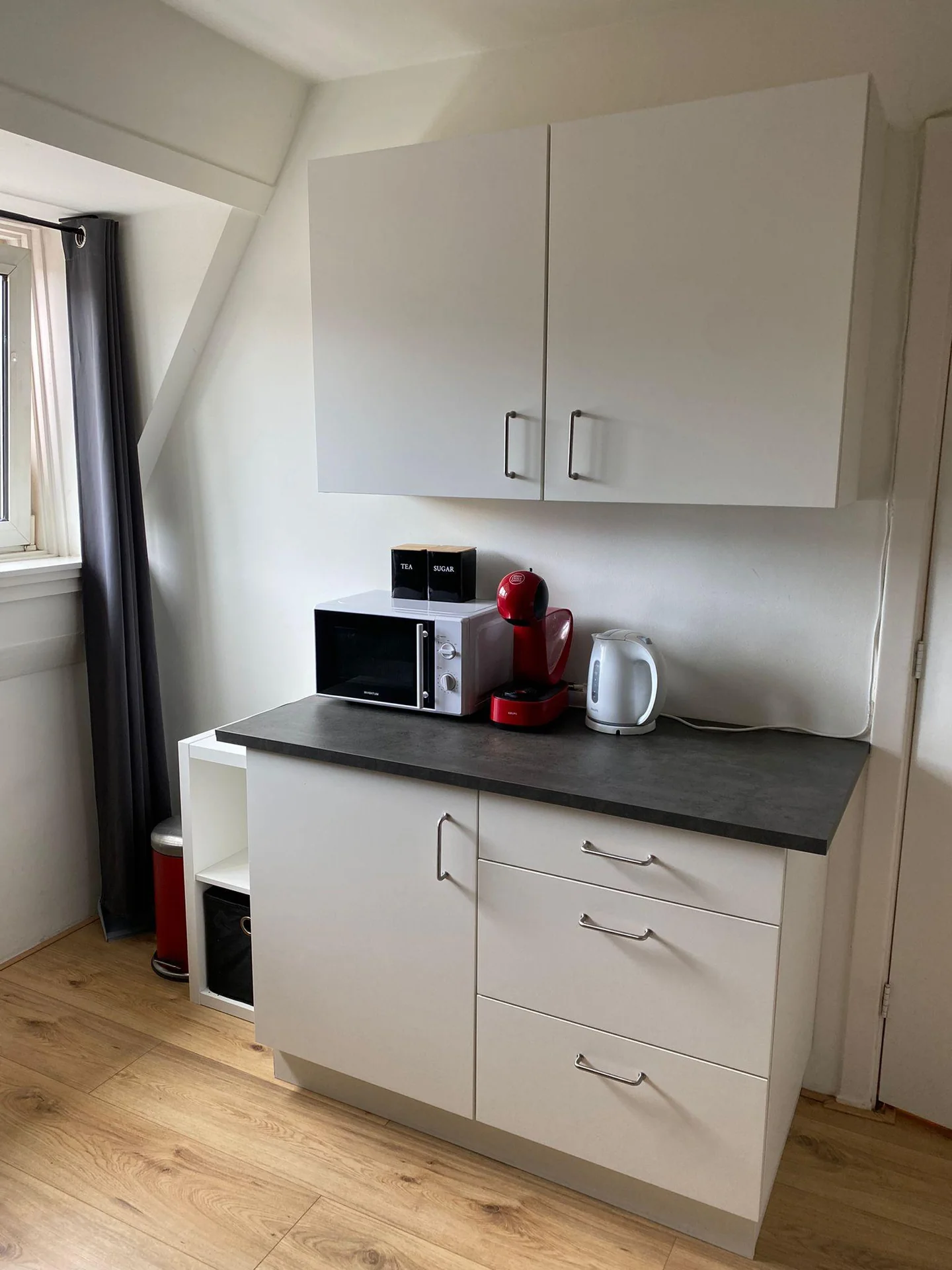Foto van de Kamer gelegen aan de Maximiliaanstraat in Rotterdam