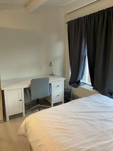 Foto van de Kamer gelegen aan de Frederikstraat in Rotterdam