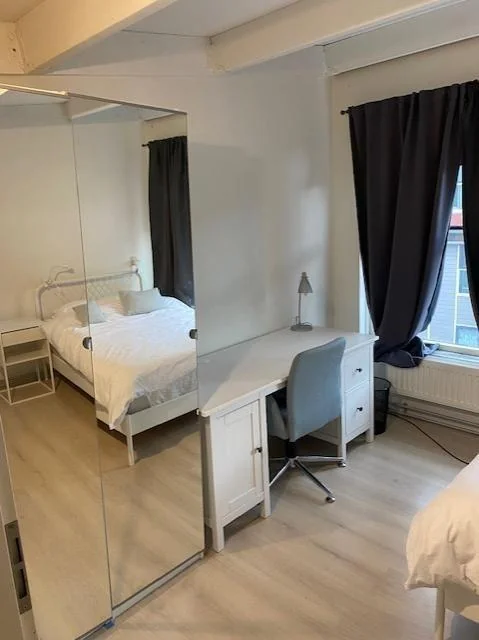 Foto van de Kamer gelegen aan de Frederikstraat in Rotterdam