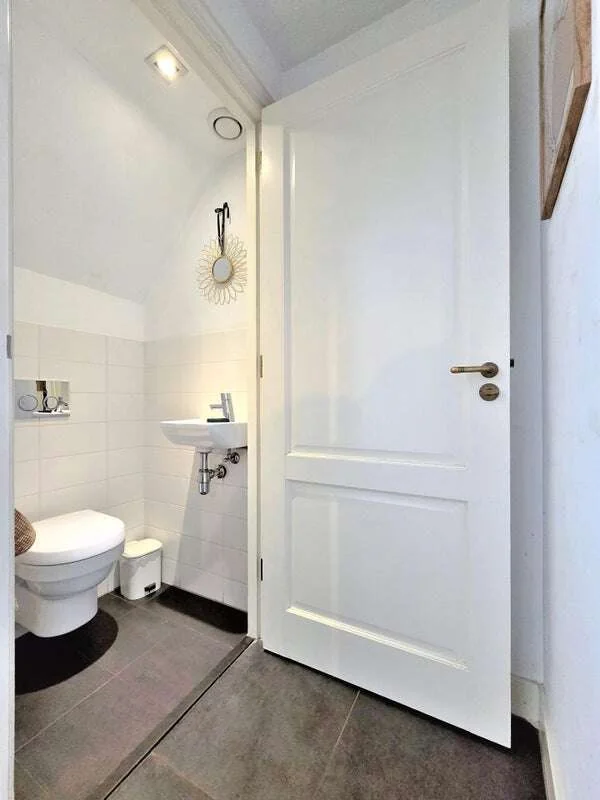 Foto van de Appartement gelegen aan de Oudezijds Voorburgwal in Amsterdam