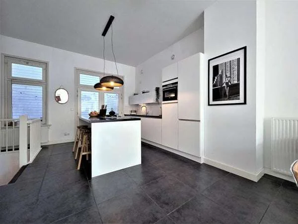 Foto van de Appartement gelegen aan de Oudezijds Voorburgwal in Amsterdam