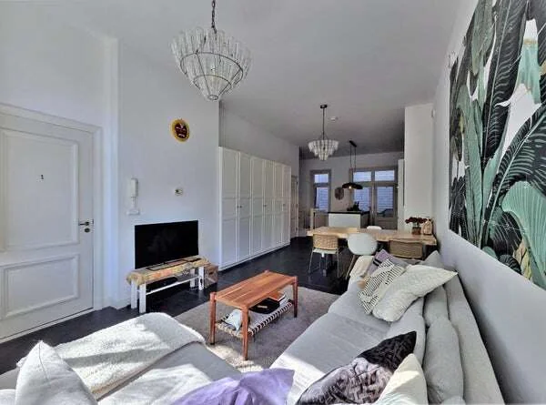 Foto van de Appartement gelegen aan de Oudezijds Voorburgwal in Amsterdam