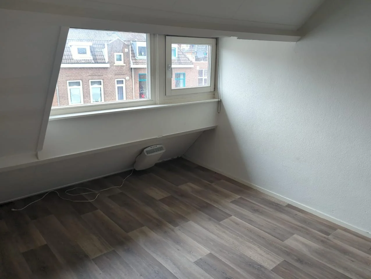 Foto van de Kamer gelegen aan de Ruys de Beerenbroucklaan in Heerlen