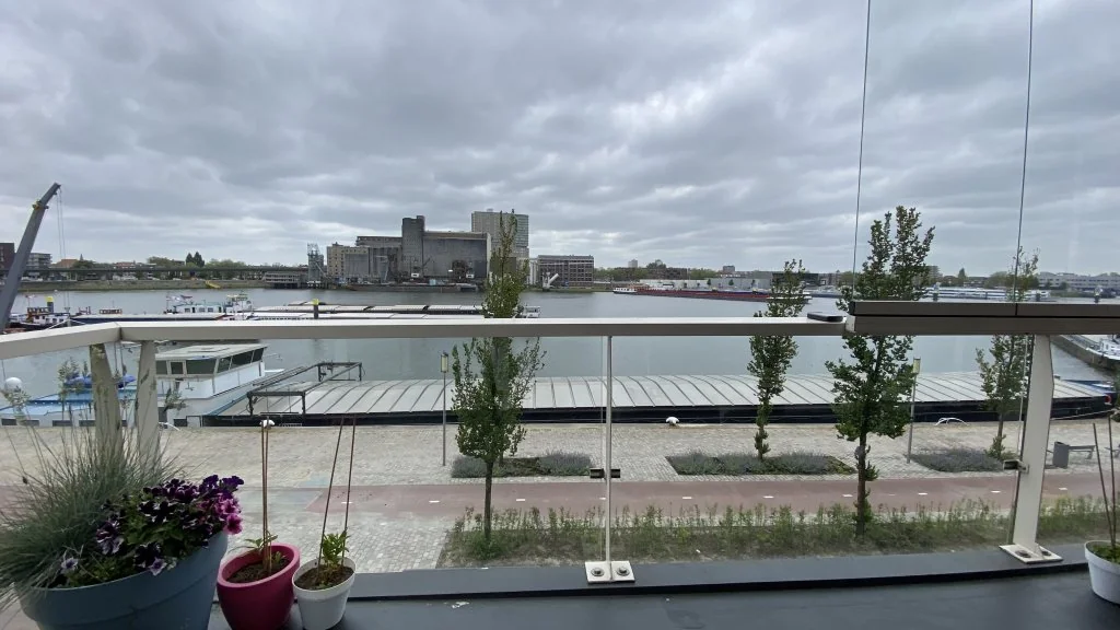 Foto van de Appartement gelegen aan de Maashavenstraat in Rotterdam