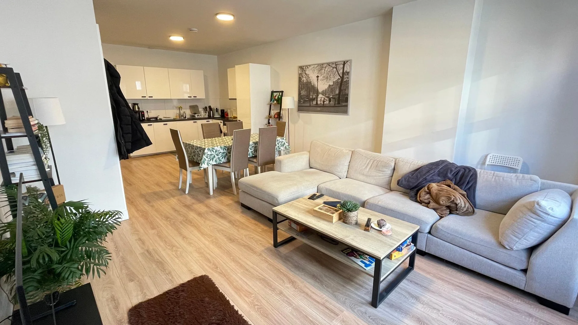 Foto van de Kamer gelegen aan de Dunantstraat in Rotterdam