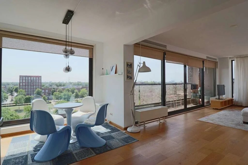 Foto van de Appartement gelegen aan de Eva Besnyöstraat in Amsterdam