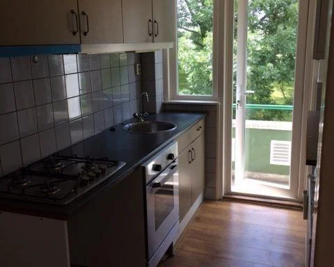 Foto van de Kamer gelegen aan de Schiedamseweg Beneden in Rotterdam