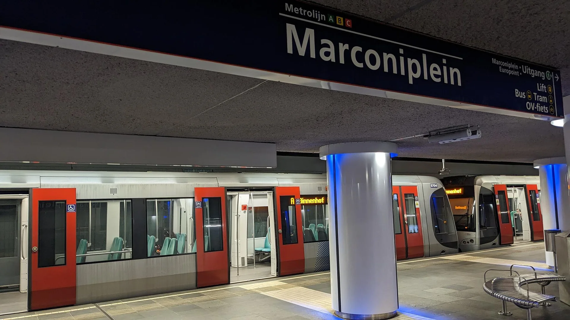 Foto van de Kamer gelegen aan de Schiedamseweg Beneden in Rotterdam