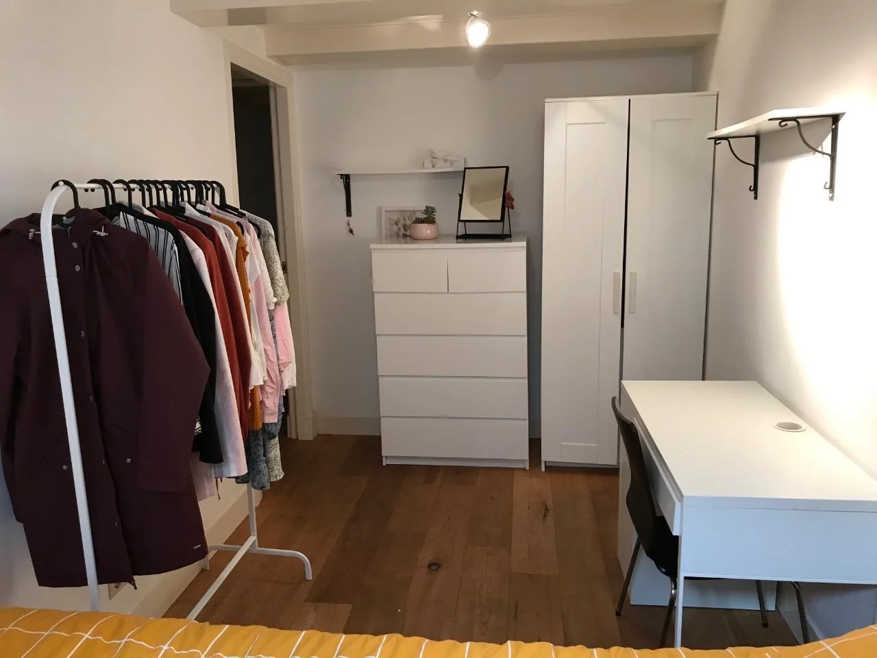 Foto van de Kamer gelegen aan de Prins Hendrikkade in Amsterdam