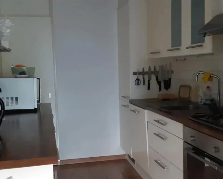 Foto van de Kamer gelegen aan de Aartsbisschop Romerostraat in Utrecht