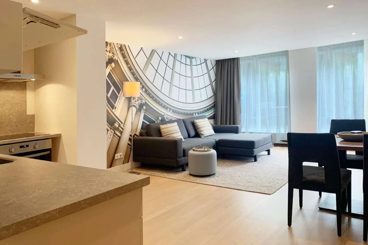 Foto van de Appartement gelegen aan de Laan Copes van Cattenburch in Den Haag