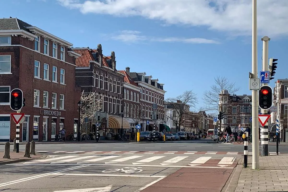 Foto van de Appartement gelegen aan de Laan Copes van Cattenburch in Den Haag