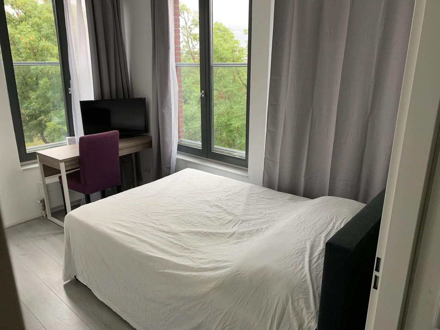 Foto van de Kamer gelegen aan de Vledderstraat in Den Haag