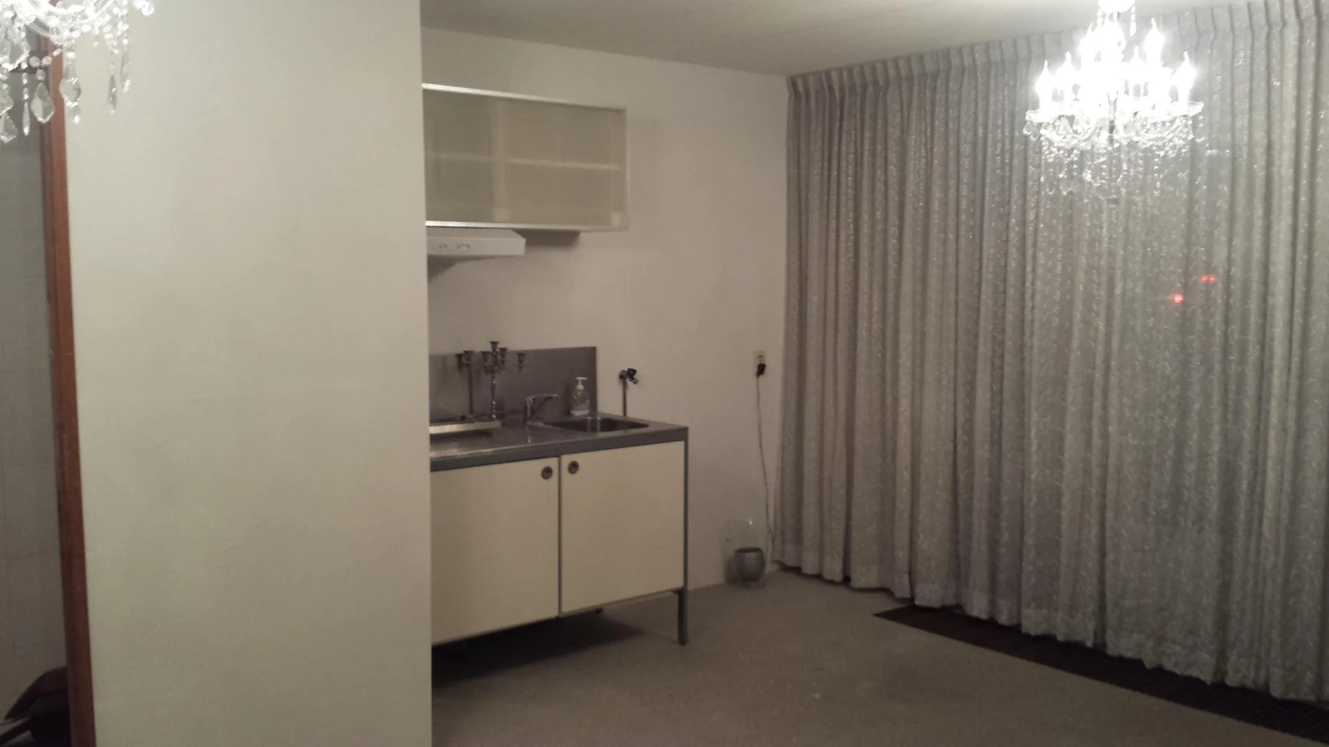 Foto van de Studio gelegen aan de Joop den Uyllaan in Schiedam