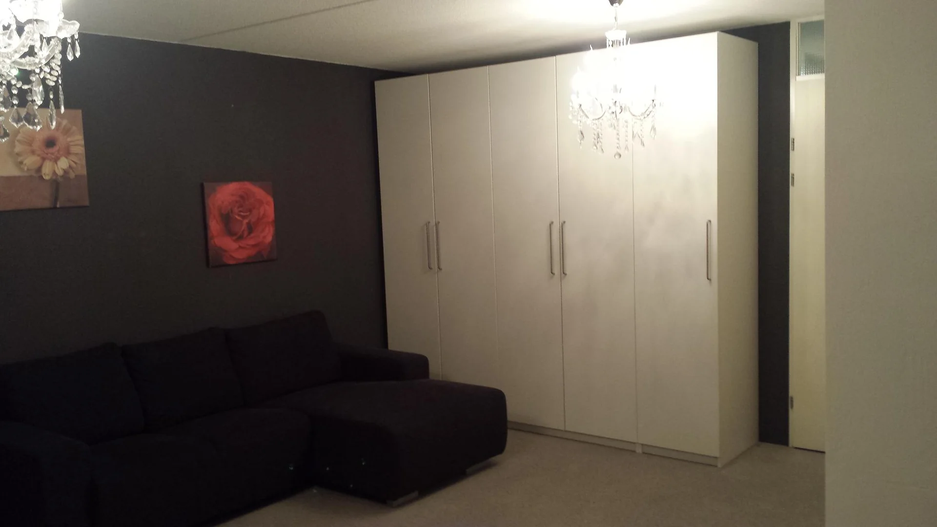 Foto van de Studio gelegen aan de Joop den Uyllaan in Schiedam
