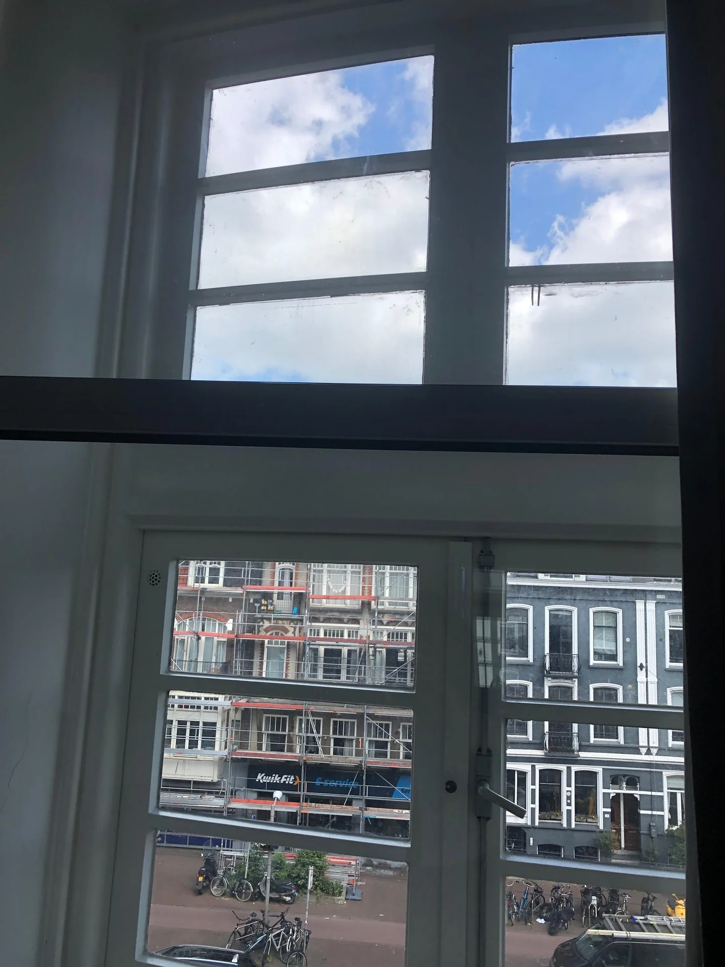 Foto van de Kamer gelegen aan de Overtoom in Amsterdam