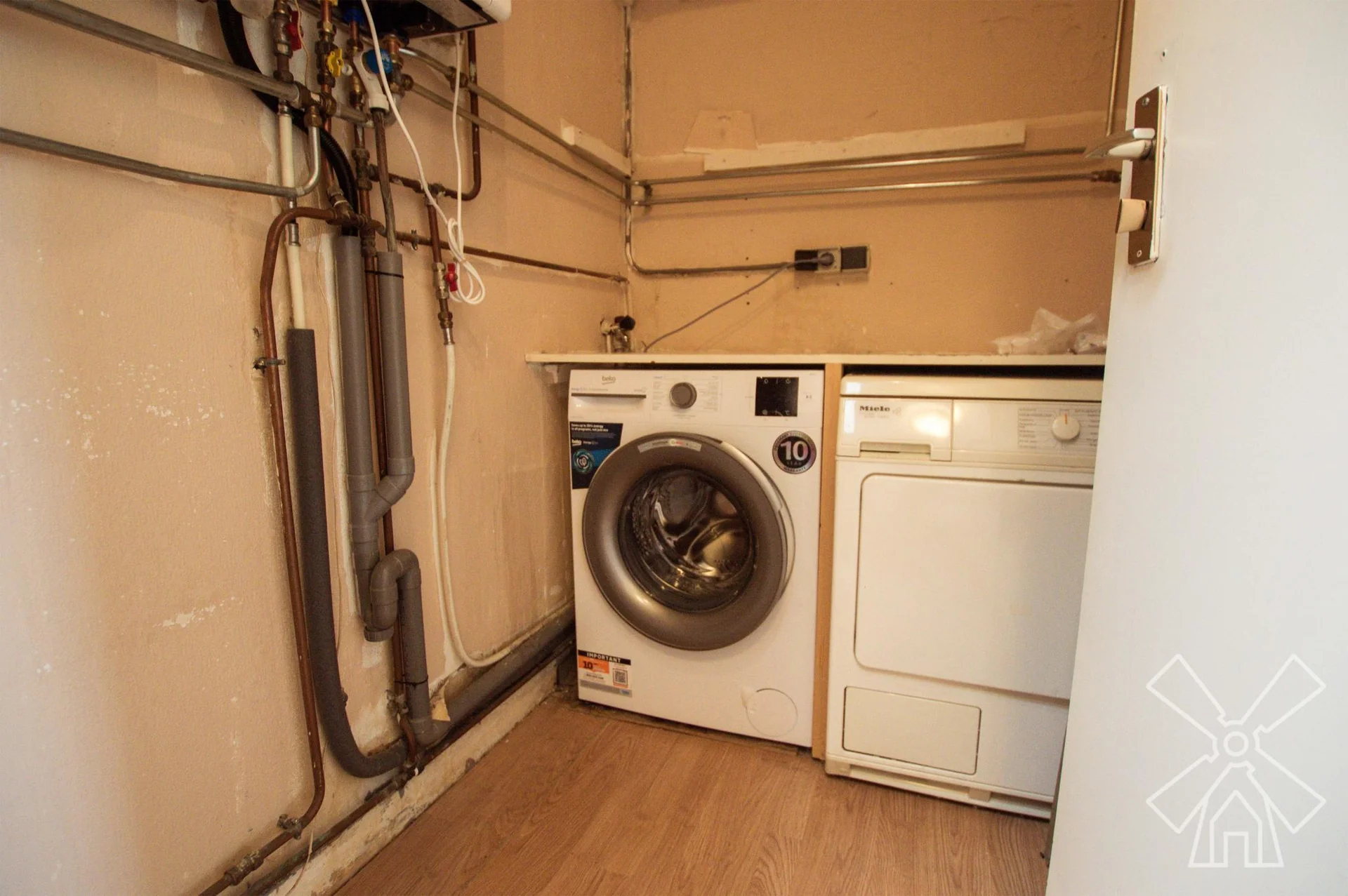 Foto van de Kamer gelegen aan de Dordtselaan in Rotterdam