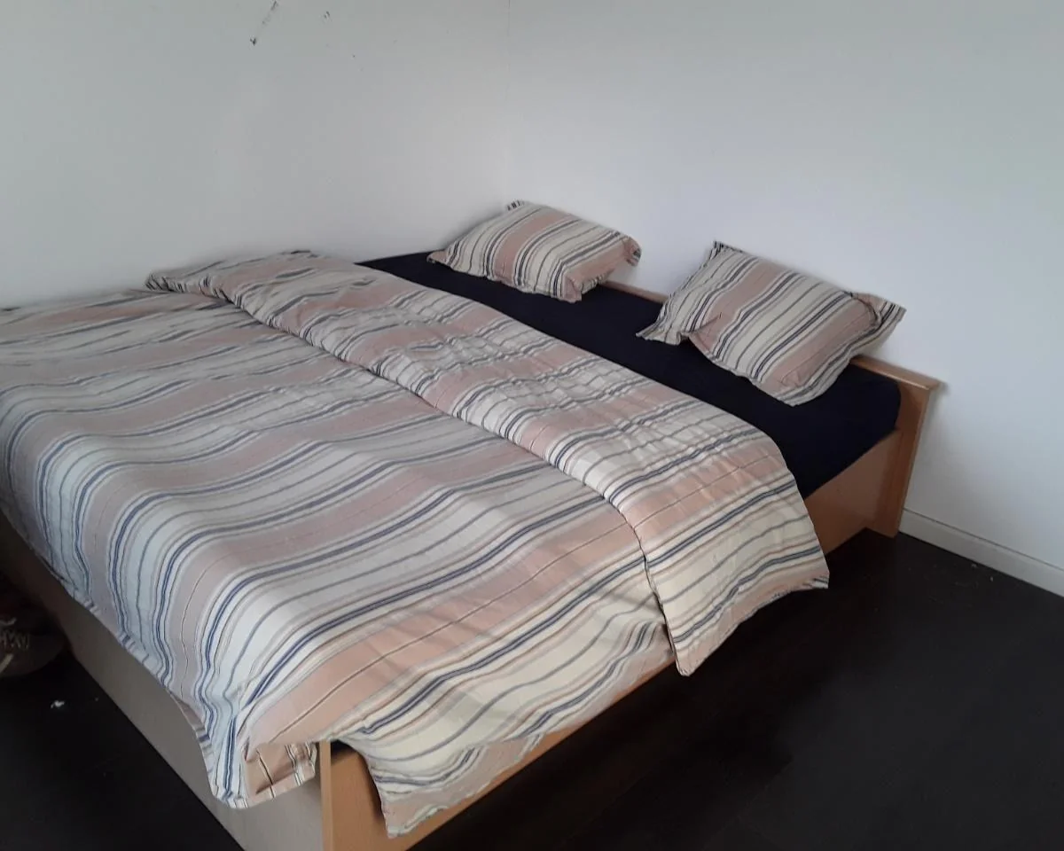 Foto van de Kamer gelegen aan de Willy Sluiterstraat in Amsterdam