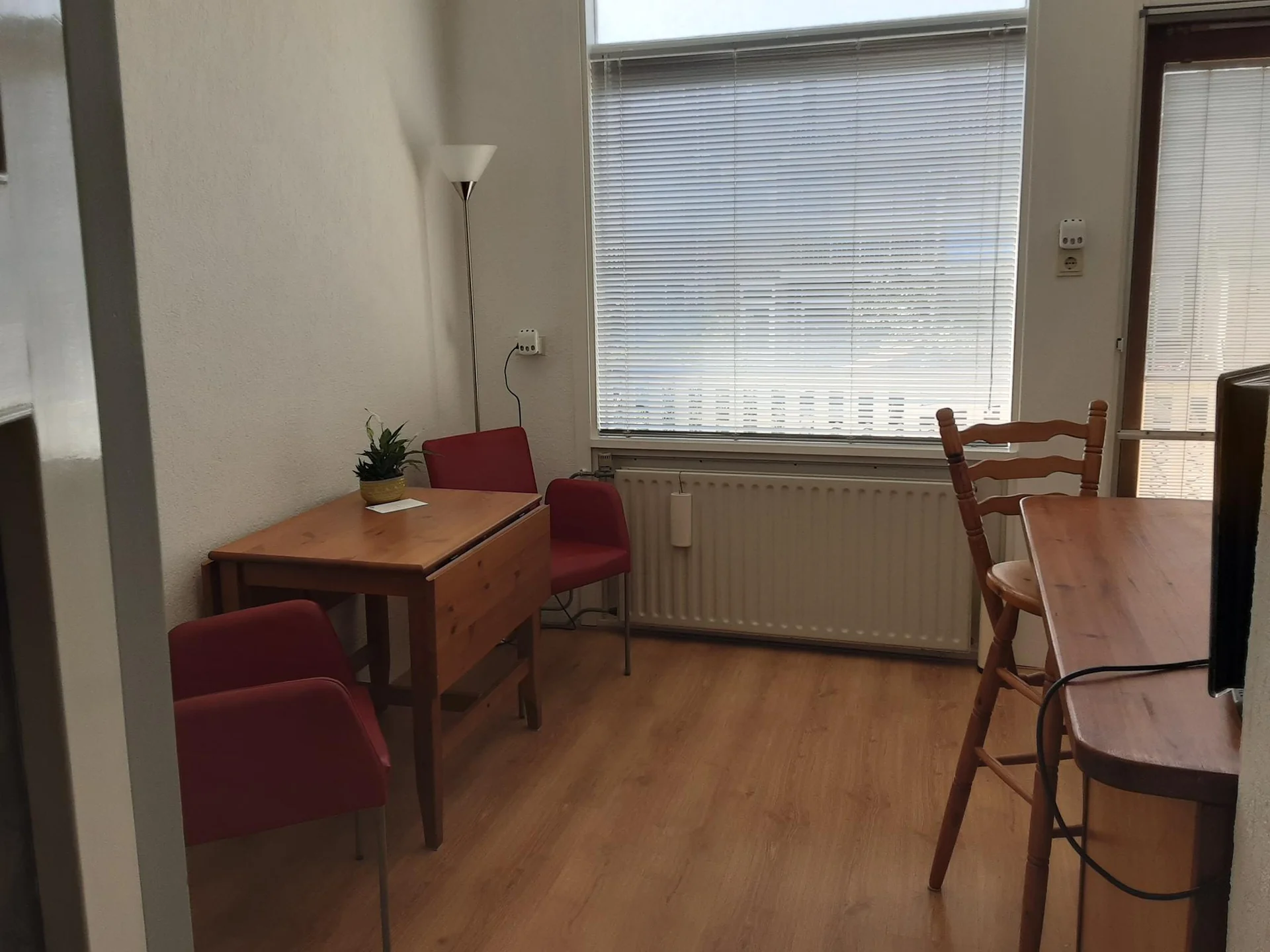 Foto van de Appartement gelegen aan de J A Alberdingk Thijmstraat in Schiedam