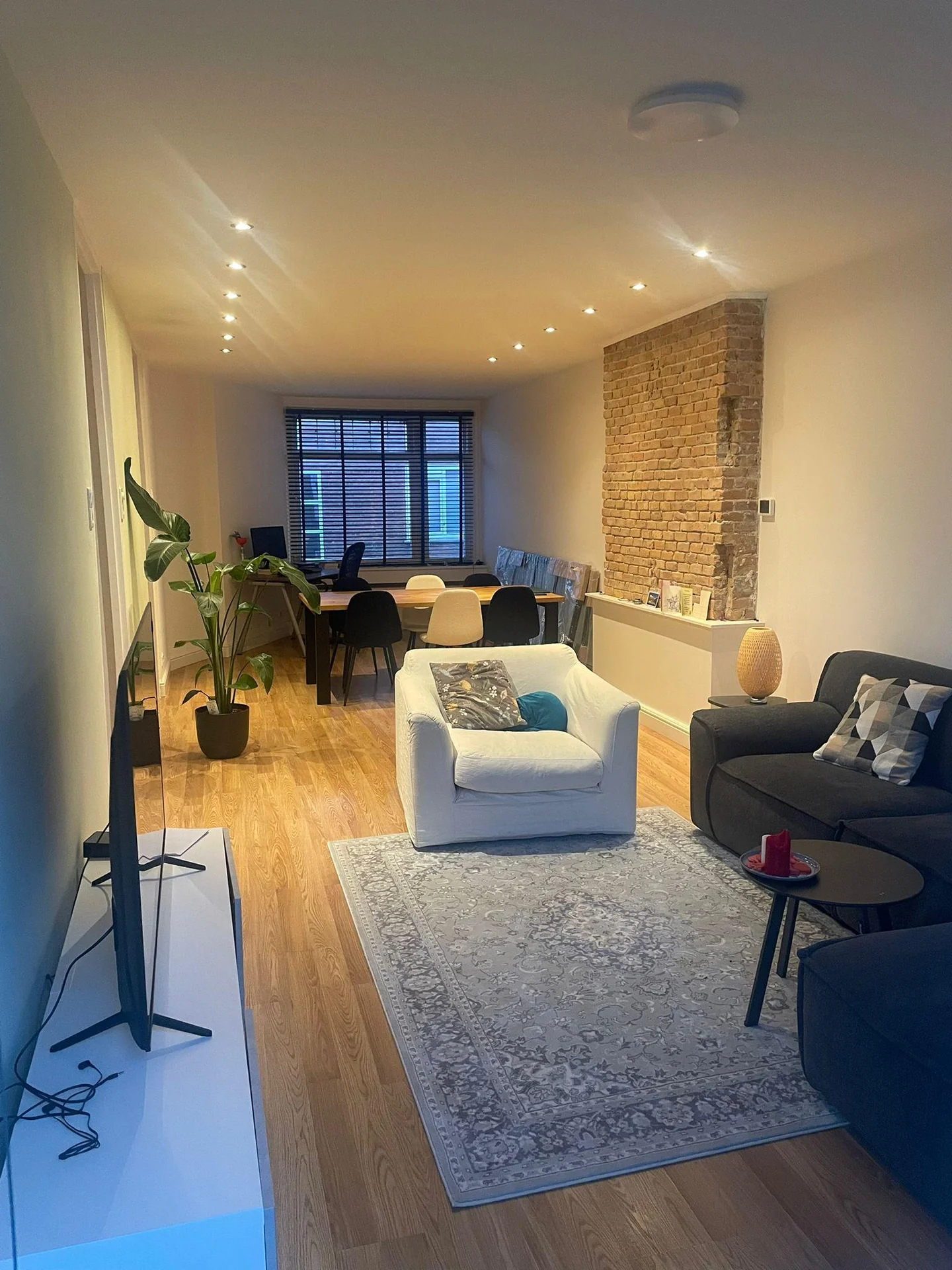 Foto van de Appartement gelegen aan de Van Houtenstraat in Rotterdam