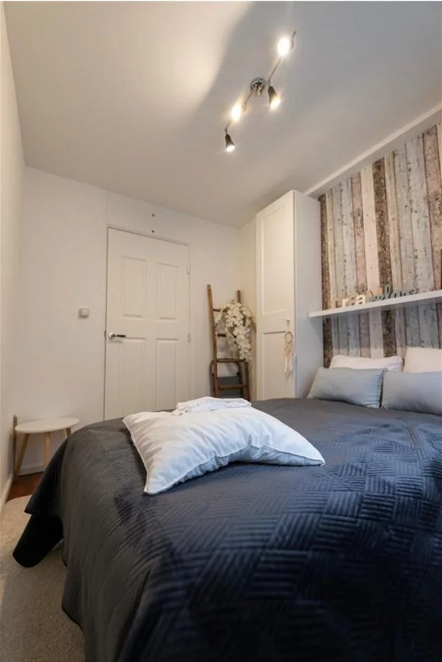 Foto van de Kamer gelegen aan de Sara Burgerhartstraat in Amsterdam
