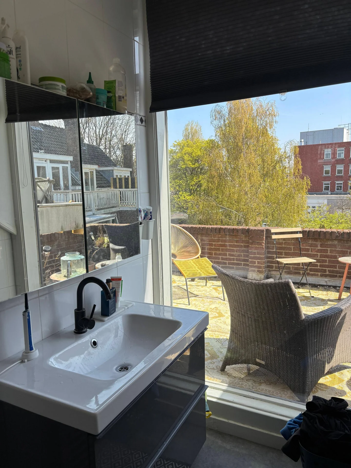 Foto van de Kamer gelegen aan de Jan Willem Frisostraat in Rotterdam