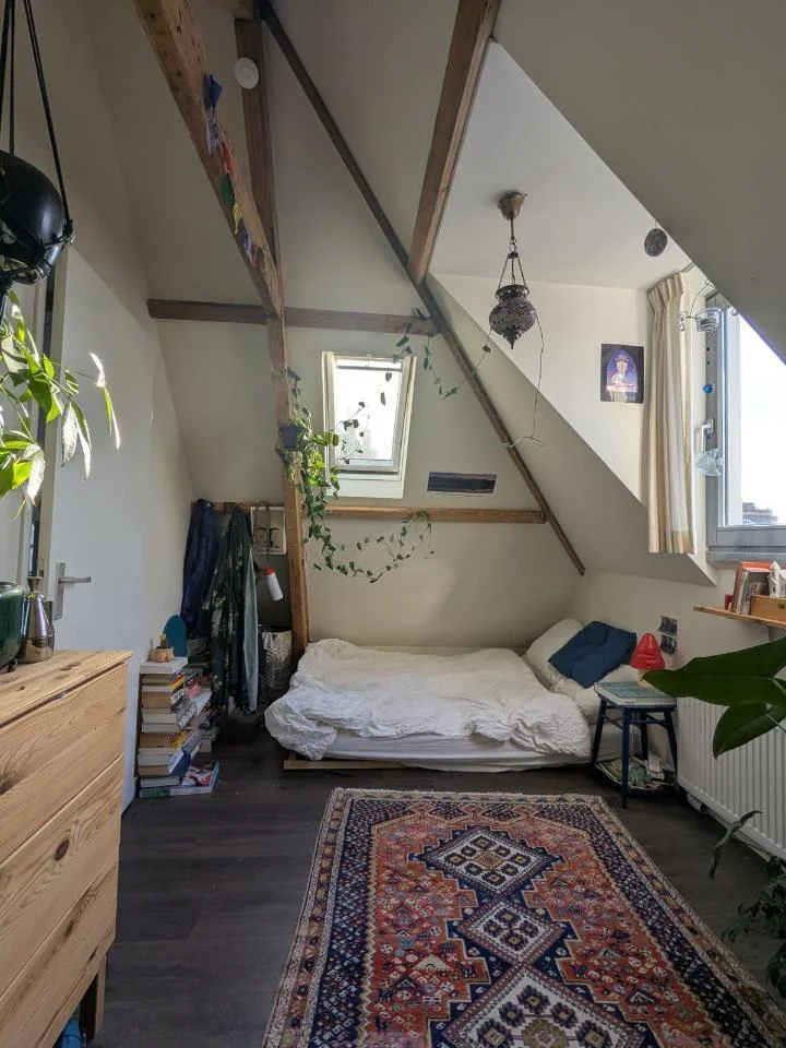Foto van de Kamer gelegen aan de Volmarijnstraat in Rotterdam