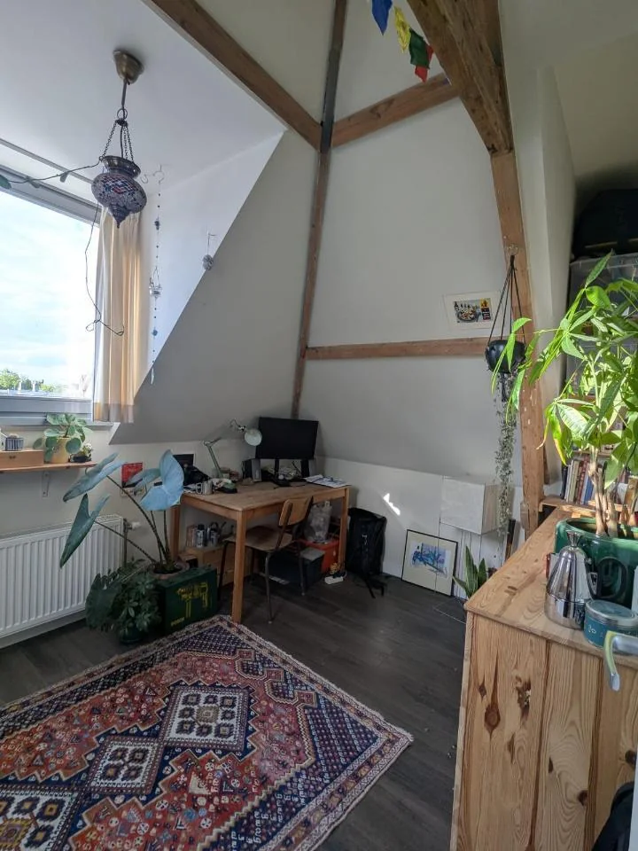 Foto van de Kamer gelegen aan de Volmarijnstraat in Rotterdam