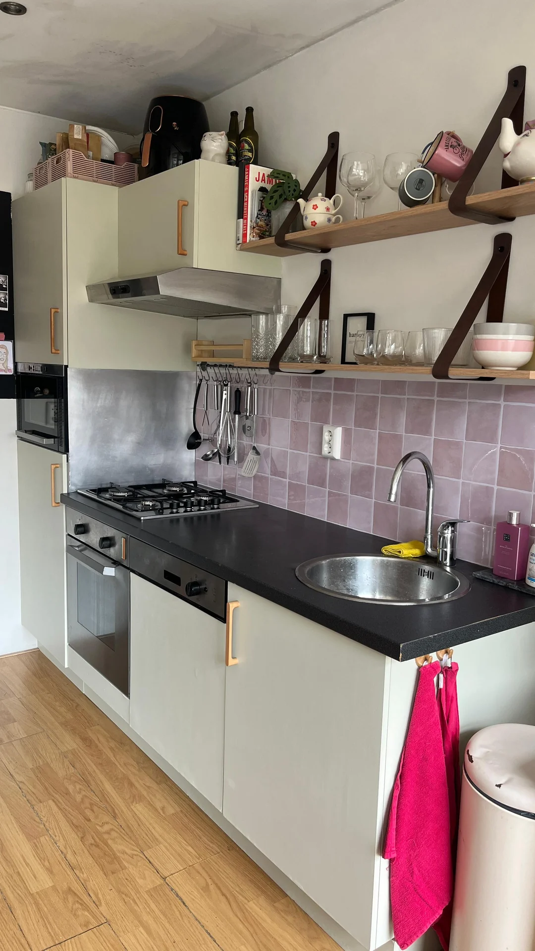 Foto van de Kamer gelegen aan de Quellijnstraat in Amsterdam
