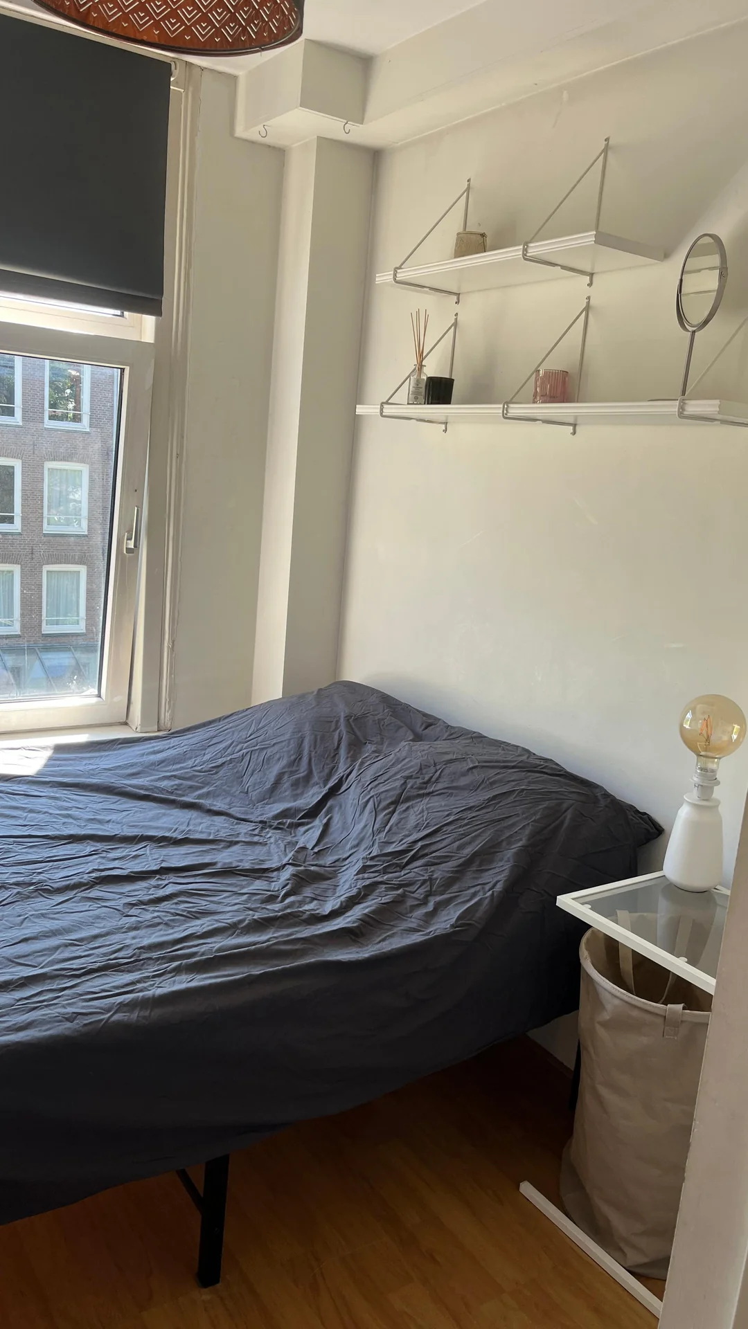 Foto van de Kamer gelegen aan de Quellijnstraat in Amsterdam