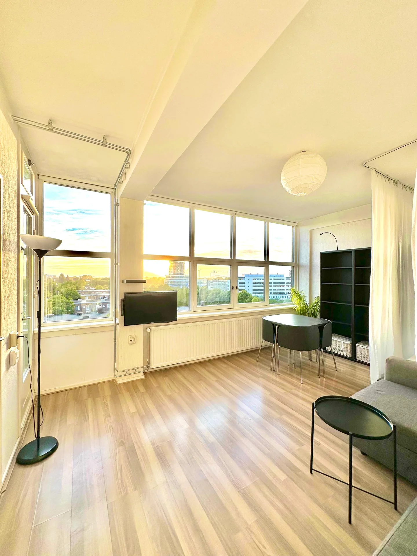 Foto van de Studio gelegen aan de Harry Koningsbergerstraat in Amsterdam