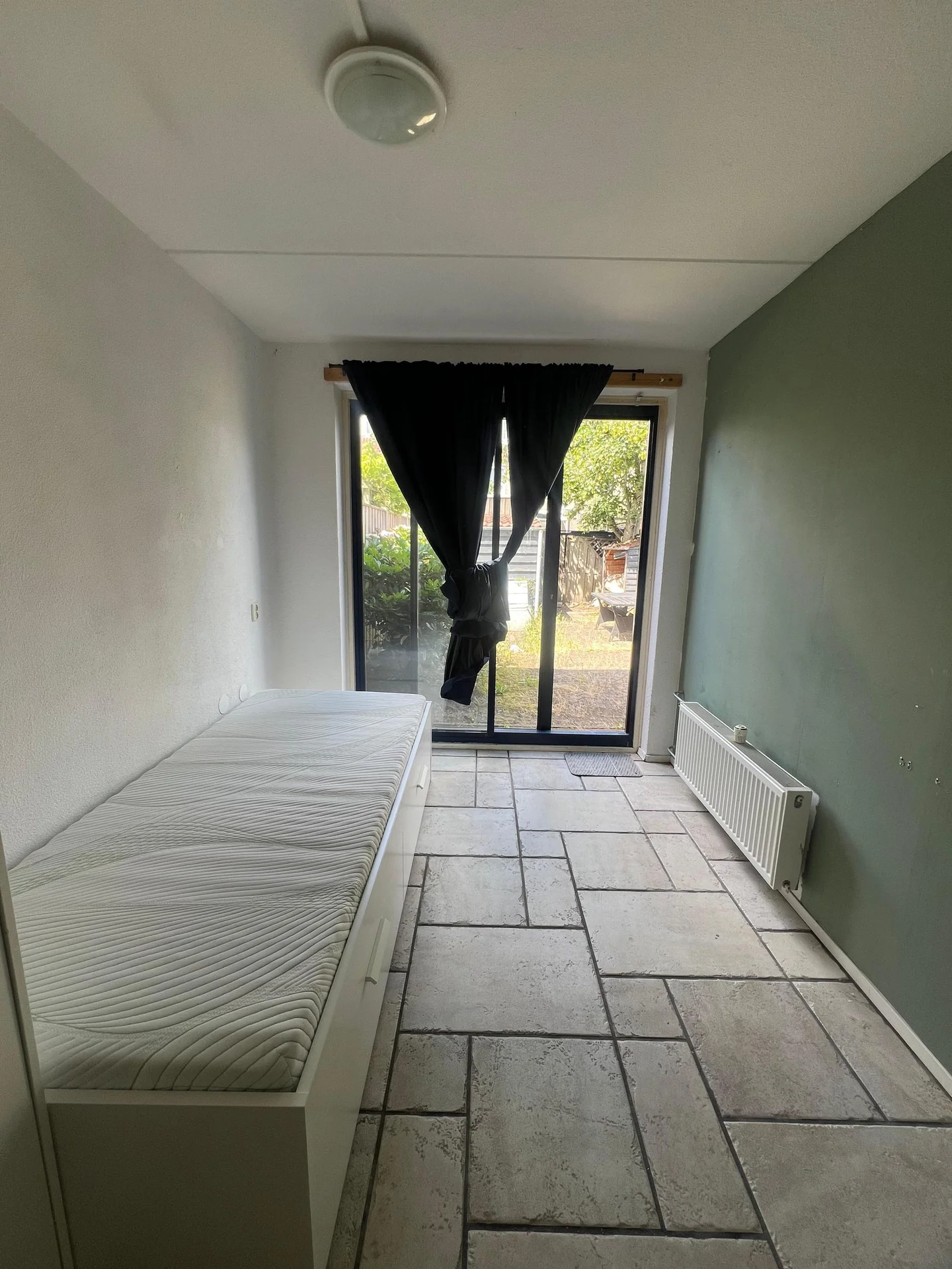 Foto van de Kamer gelegen aan de Barbara van Meertenstraat in Zaandam