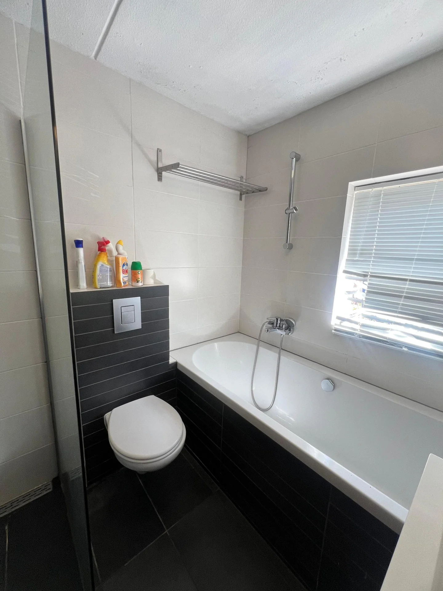 Foto van de Kamer gelegen aan de Barbara van Meertenstraat in Zaandam