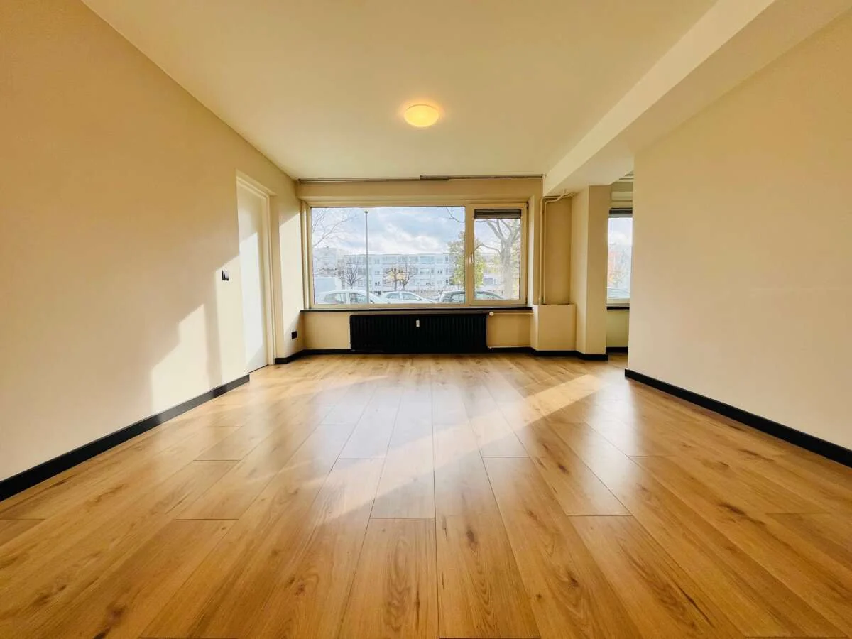 Foto van de Appartement gelegen aan de Burgemeester Van Haarenlaan in Schiedam