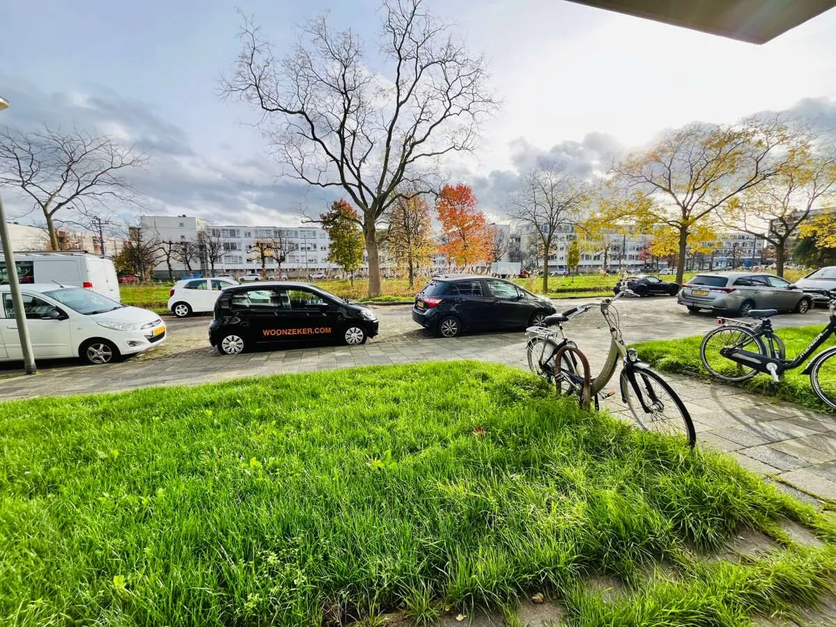 Foto van de Appartement gelegen aan de Burgemeester Van Haarenlaan in Schiedam