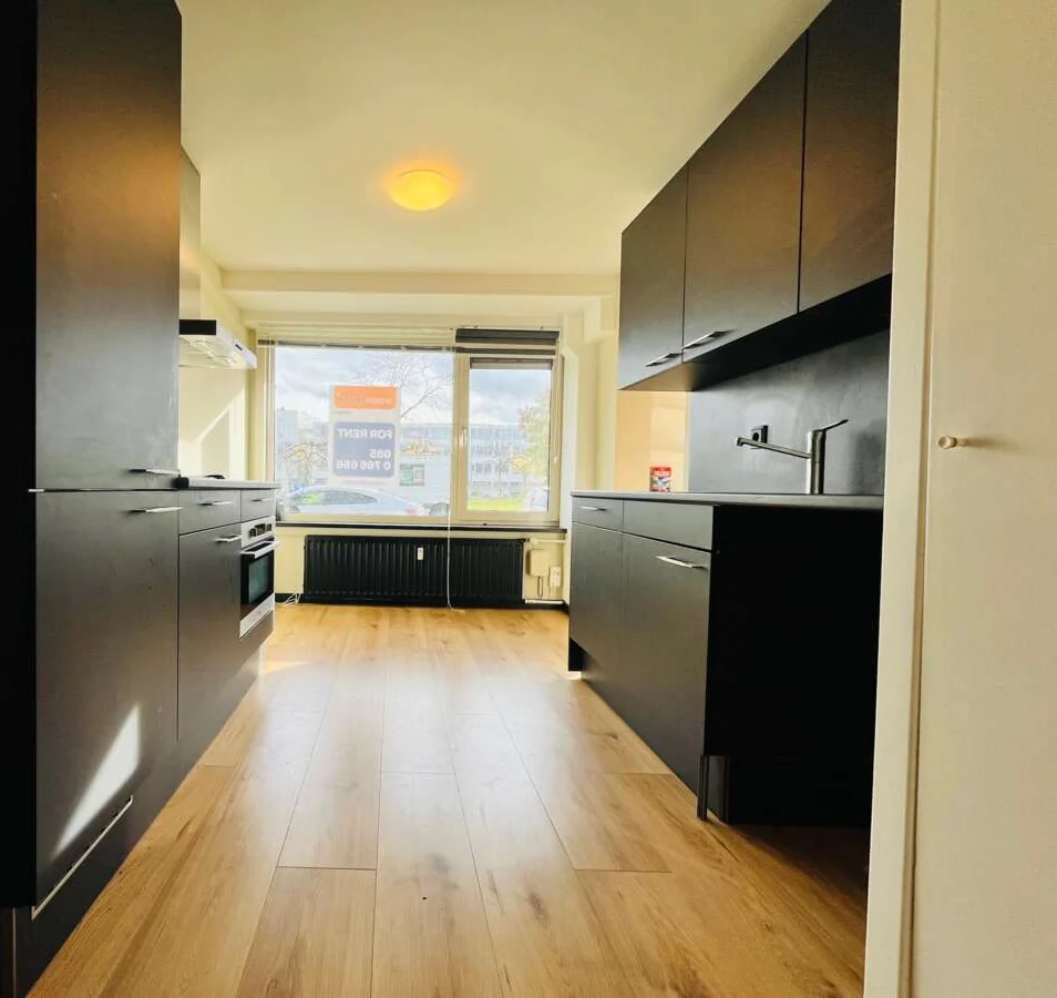 Foto van de Appartement gelegen aan de Burgemeester Van Haarenlaan in Schiedam