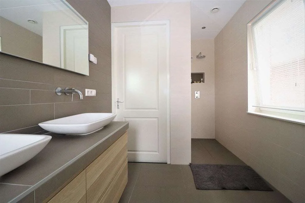 Foto van de Appartement gelegen aan de Benedenrijweg in Rotterdam
