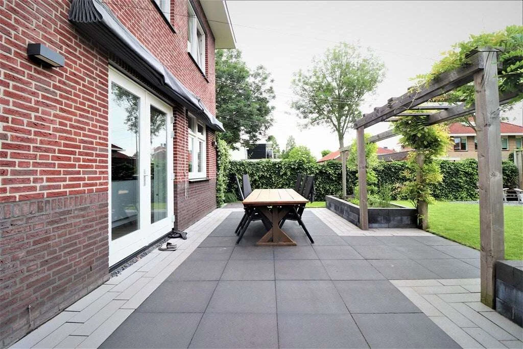 Foto van de Appartement gelegen aan de Benedenrijweg in Rotterdam