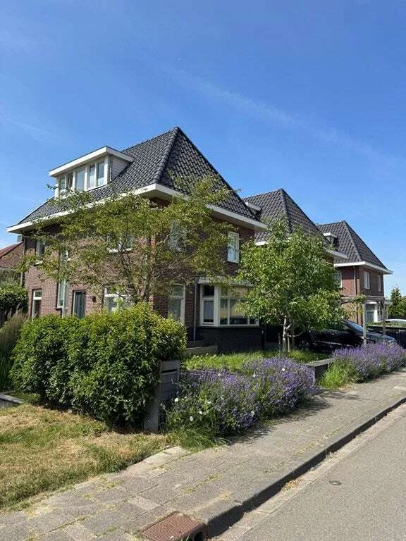Foto van de Appartement gelegen aan de Benedenrijweg in Rotterdam