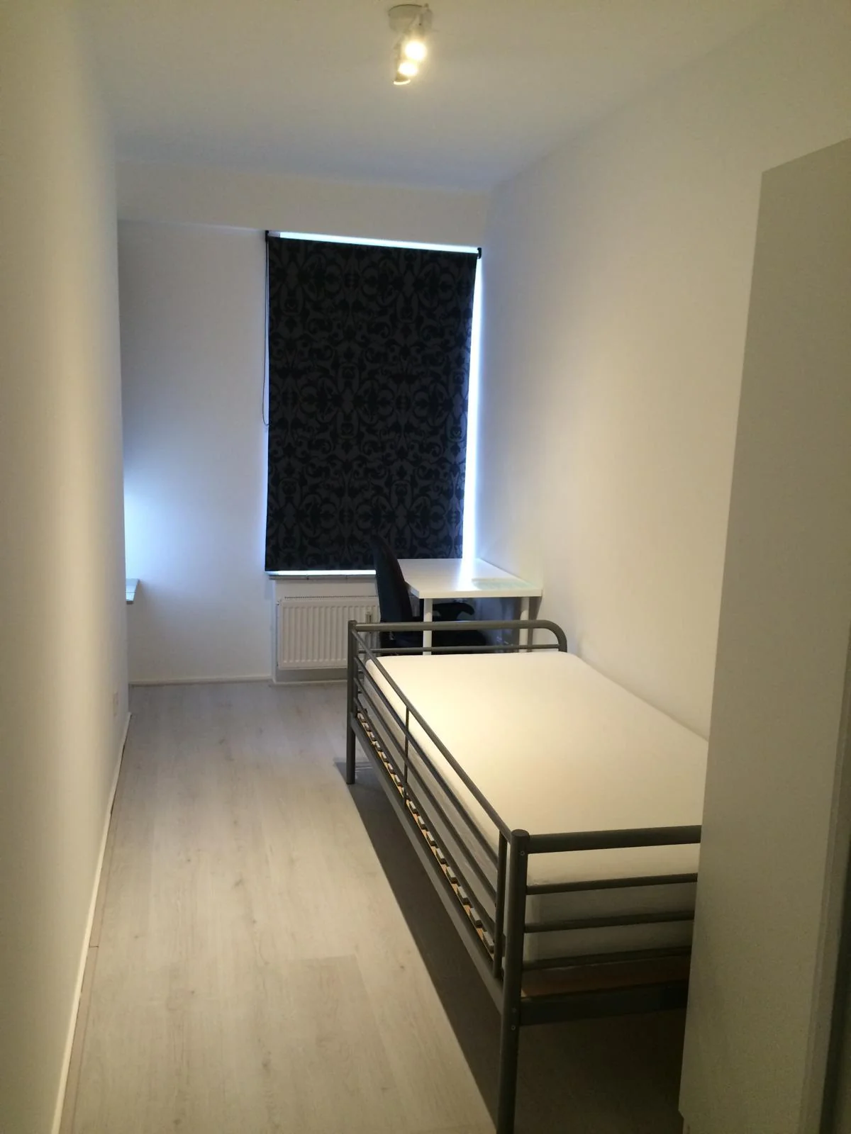 Foto van de Kamer gelegen aan de Spinozaweg in Rotterdam