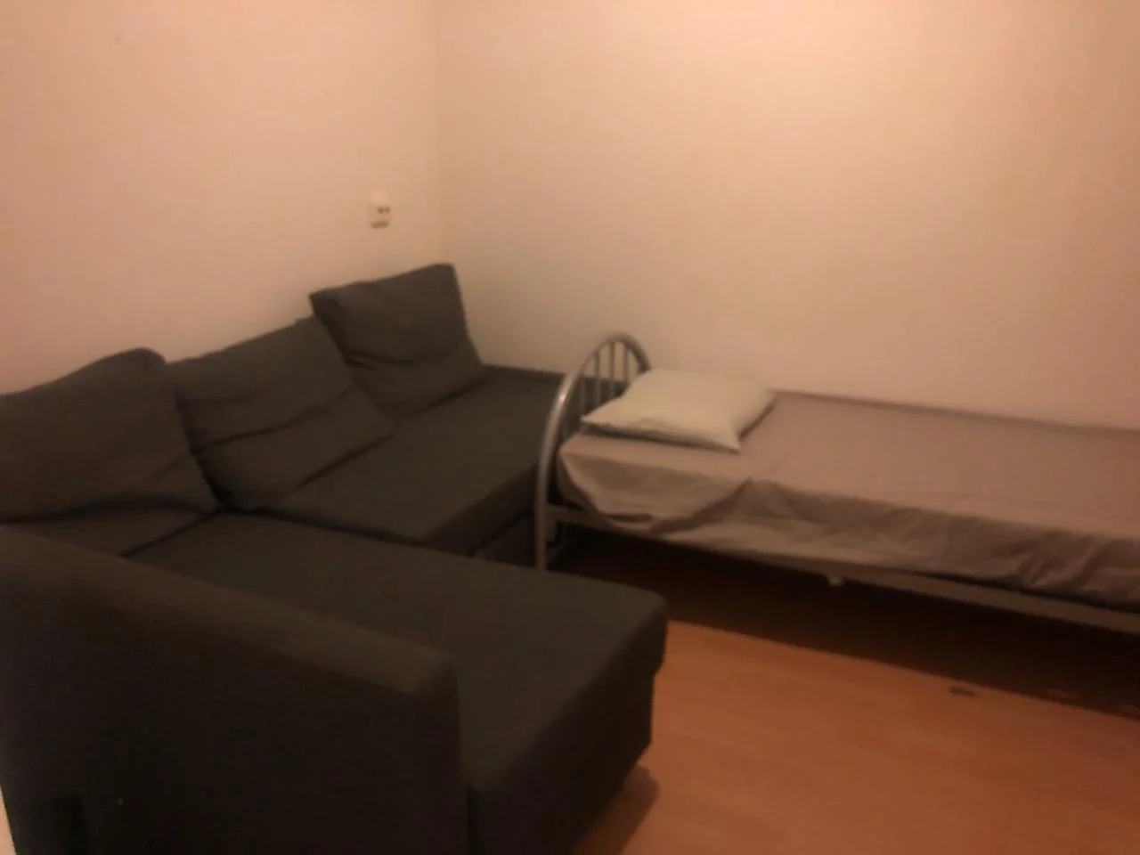 Foto van de Kamer gelegen aan de Hebridenlaan in Amsterdam