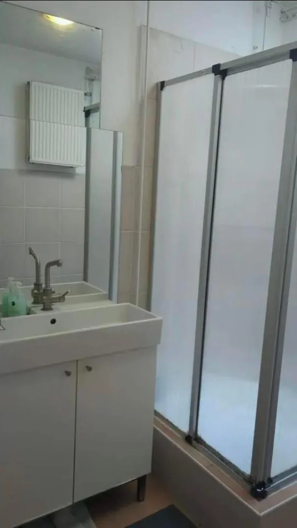 Foto van de Kamer gelegen aan de Schieweg in Rotterdam