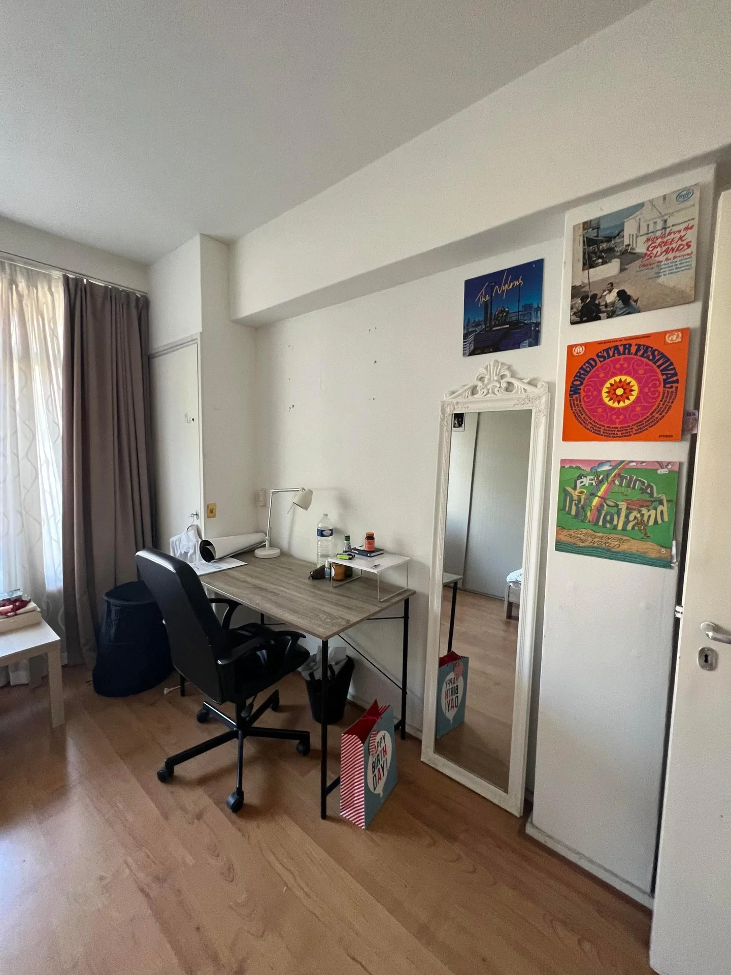 Foto van de Kamer gelegen aan de Vondelweg in Rotterdam