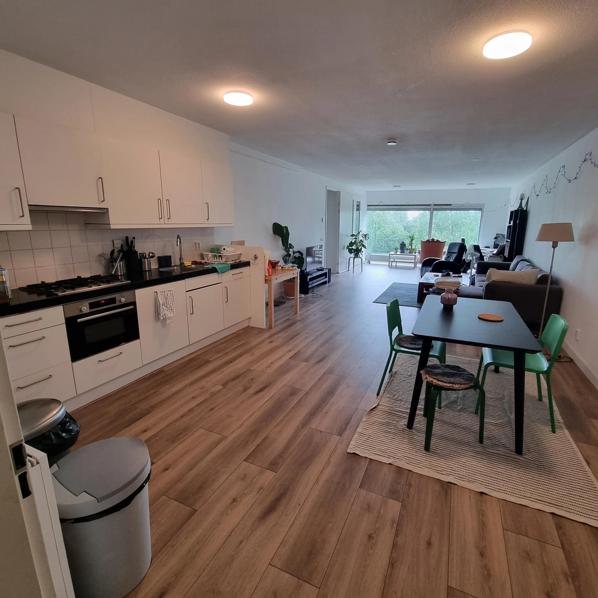 Foto van de Kamer gelegen aan de Jan van Zutphenstraat in Amsterdam