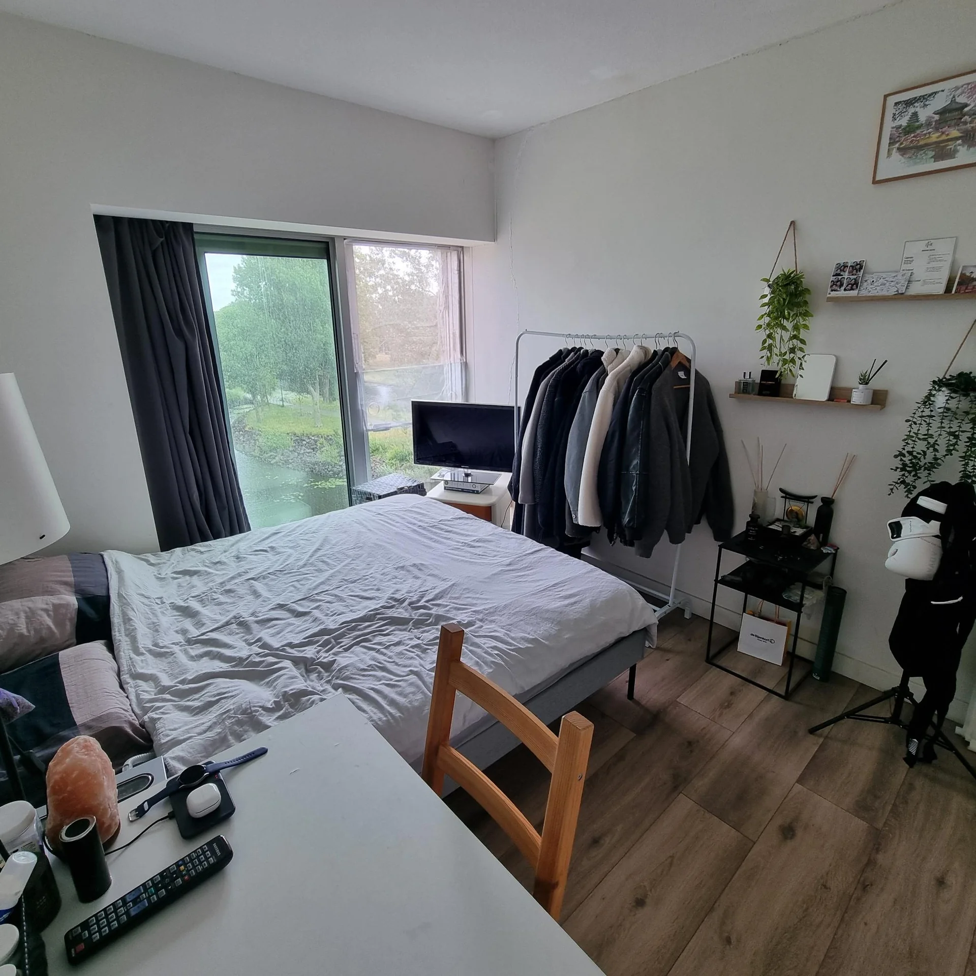 Foto van de Kamer gelegen aan de Jan van Zutphenstraat in Amsterdam