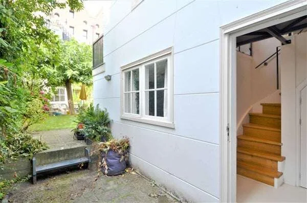 Foto van de Appartement gelegen aan de Maarten Jansz. Kosterstraat in Amsterdam