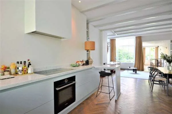 Foto van de Appartement gelegen aan de Maarten Jansz. Kosterstraat in Amsterdam