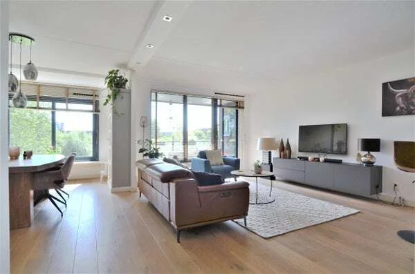 Foto van de Appartement gelegen aan de Erich Salomonstraat in Amsterdam