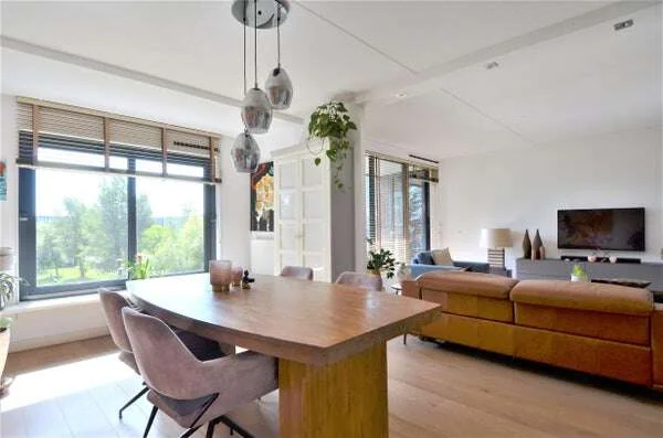 Foto van de Appartement gelegen aan de Erich Salomonstraat in Amsterdam
